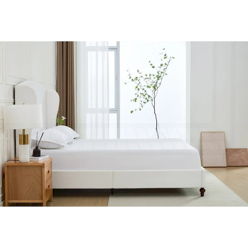 Cama King con respaldo alto tapizada de estilo minimalista para un sueño reparador y un dormitorio elegante