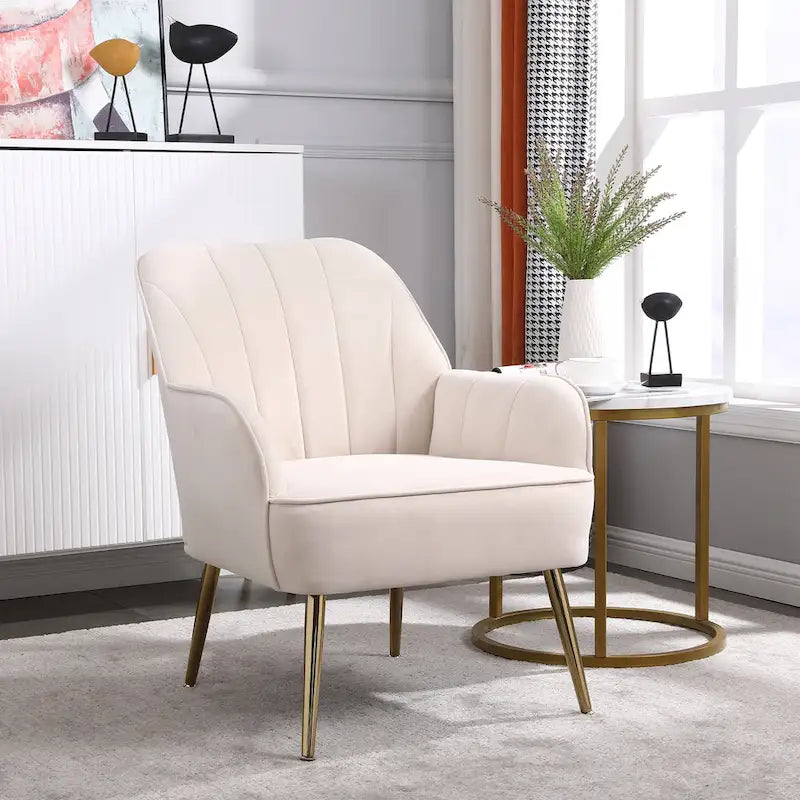 Sillón moderno con apoyabrazos anchos