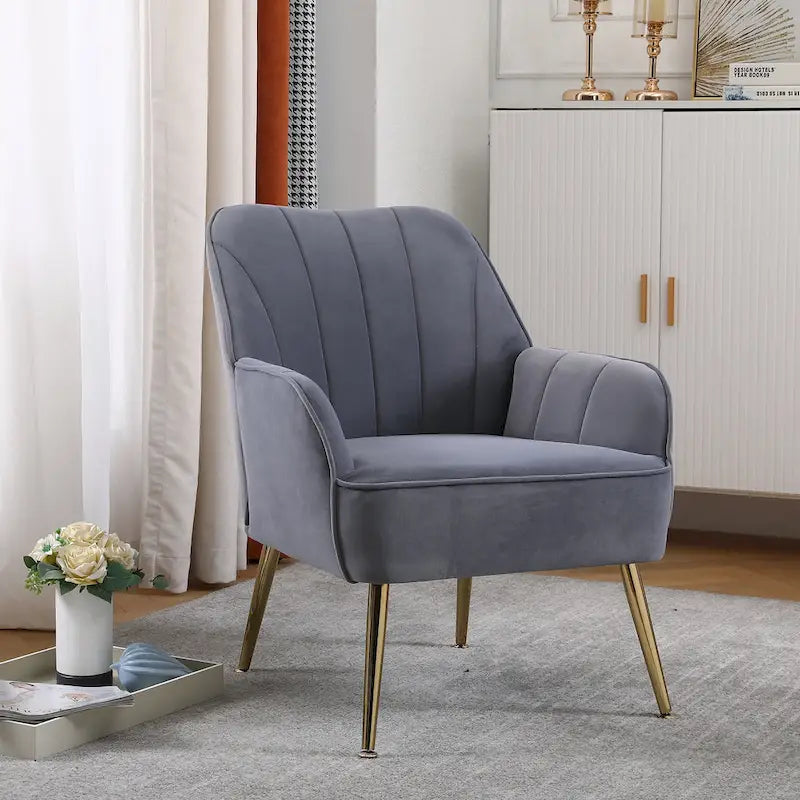 Sillón moderno con apoyabrazos anchos