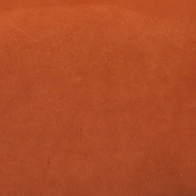 Sillón moderno con apoyabrazos anchos